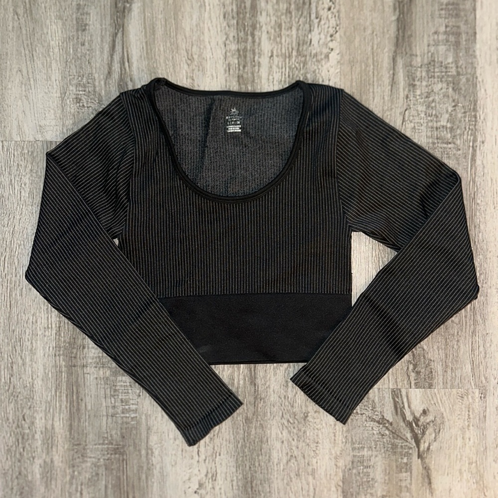 Aerie Offline Workout Long-Sleeve Top